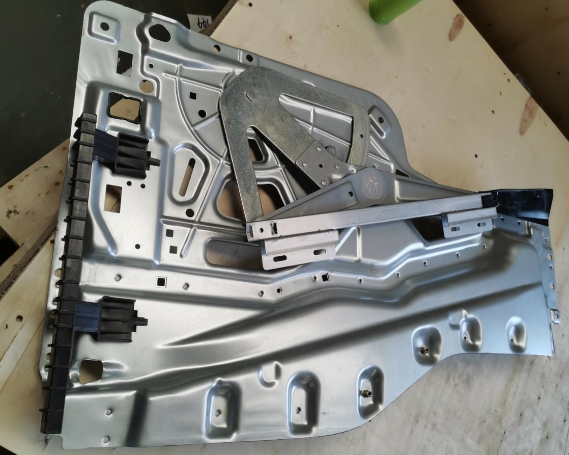 Стеклоподъемник